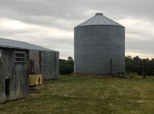 17036 State Rte E, Savannah, MO 64485