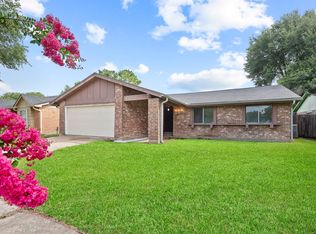 13910 New Village Ln, Sugar Land, TX 77498
