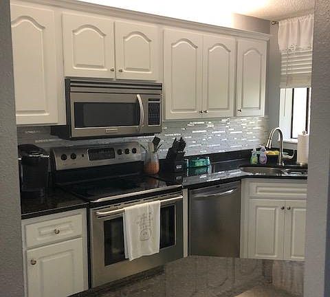 2nd view of kitchen
