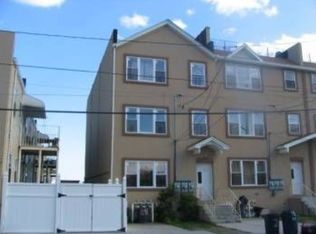 177 Beach 29th St, Far Rockaway, NY 11691