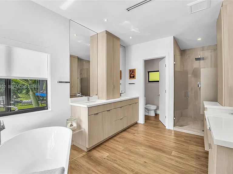 6466 SW 84th St — Photo 33