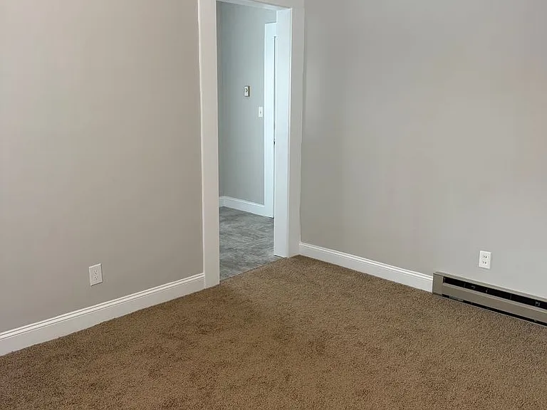 667 Chestnut St #3 — Photo 12