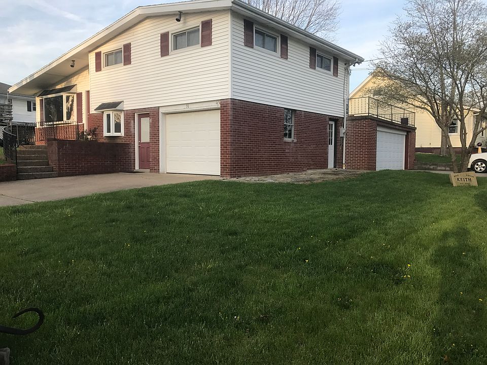 1st image of 31 Highland Dr