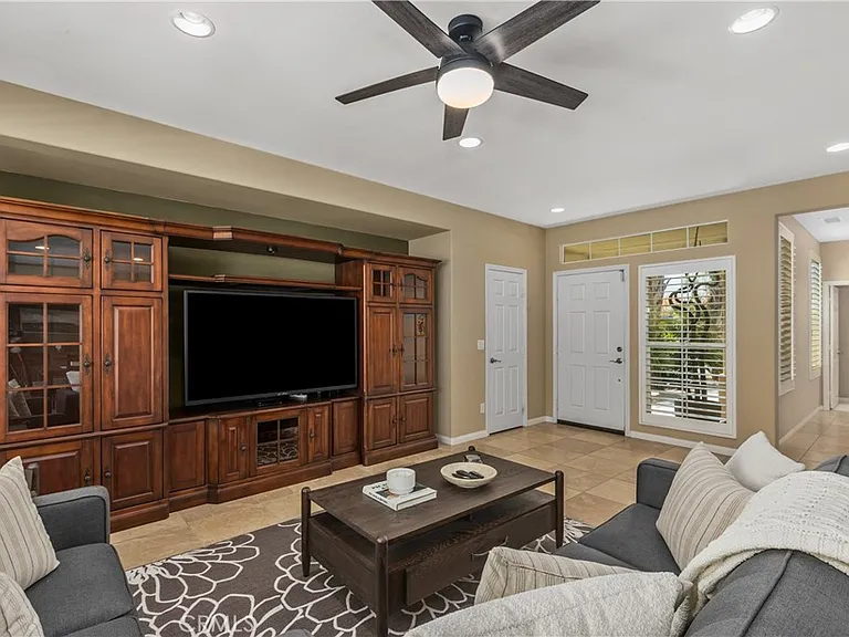 81880 Golden Star Way — Photo 5