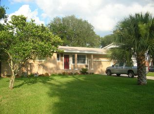 945 Jorick Ct W, Jacksonville, FL 32225