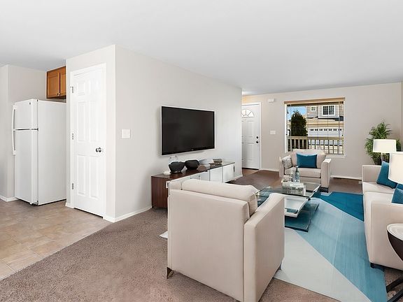5th image of 20123 E 14th Avenue Ct