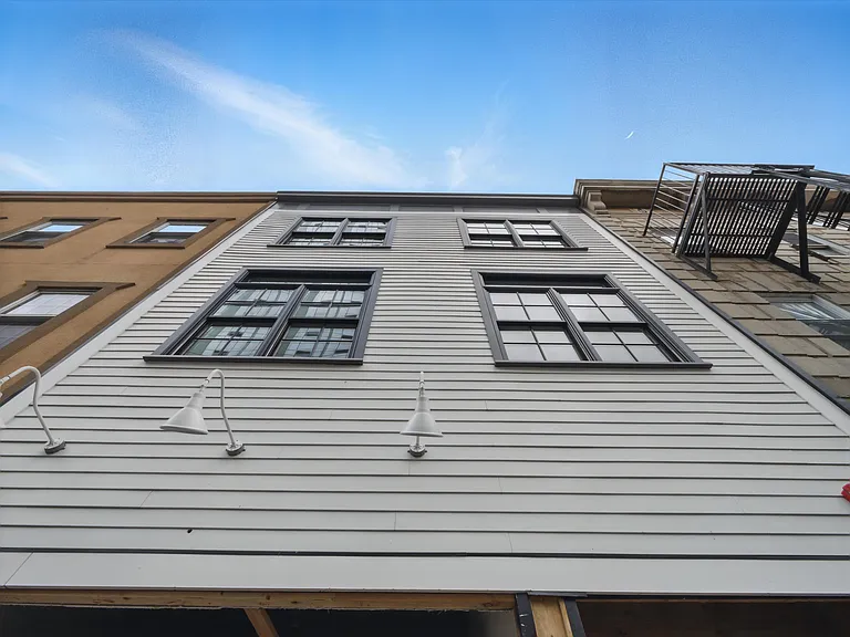 633 Newark Ave #302 — Photo 21