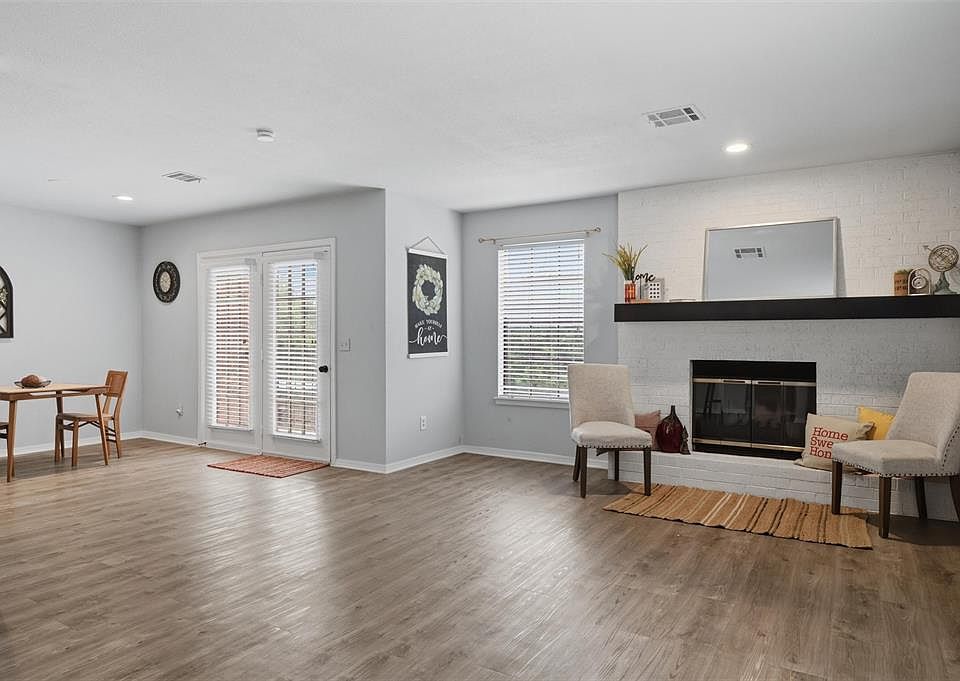 1st image of 4400 Hemingway Dr APT 271