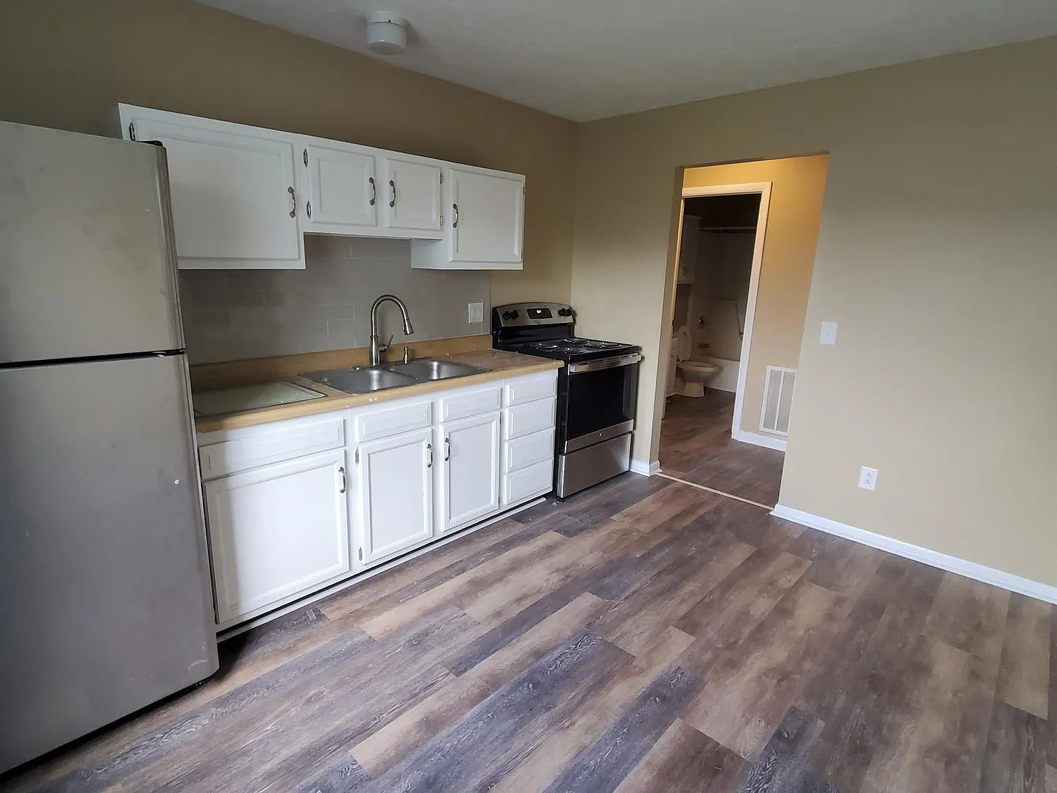62-72 Market Street — Photo 3