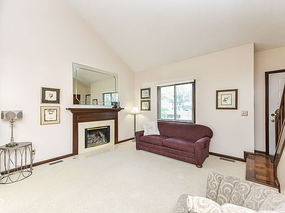 5th image of 524 Conner Creek Dr