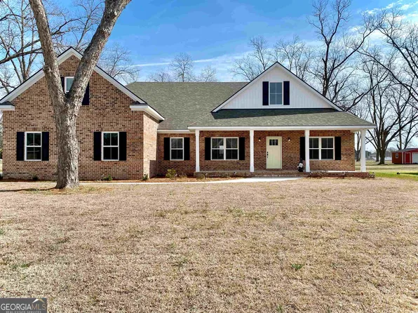 13 Honeysuckle Dr, Claxton, GA 30417