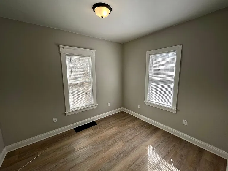 532 N Scott St #1 — Photo 9