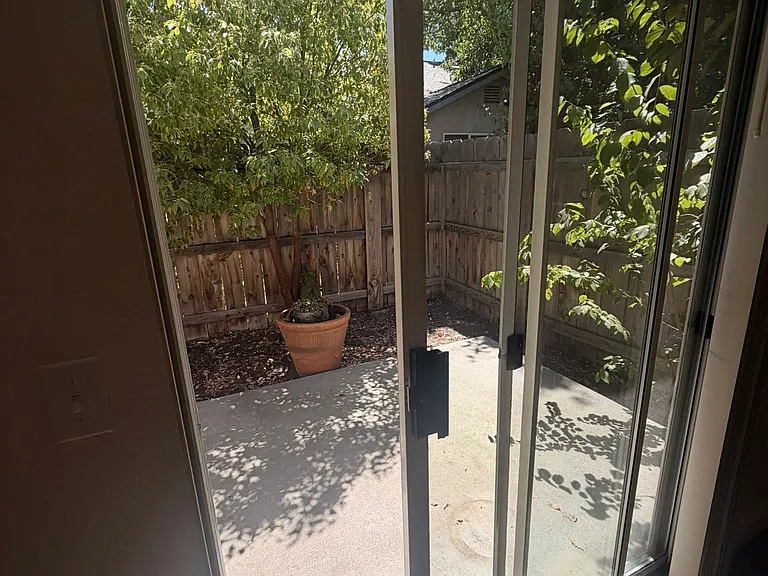 728 Spruce Ave #102 — Photo 14