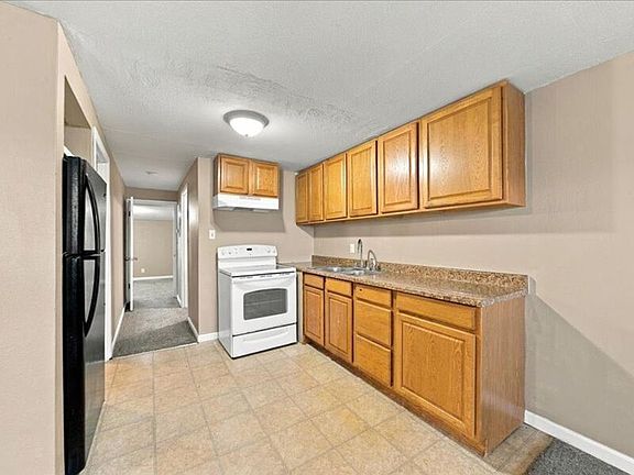 5th image of 800 N Irving St Unit 2