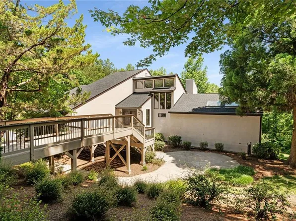 2926 Cravey Trl NE, Atlanta, GA 30345