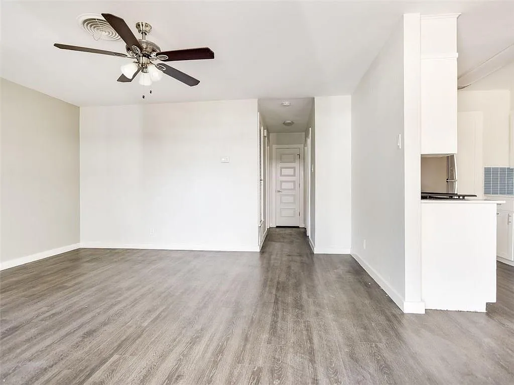 2 bed, 1.0 bath, 809 sqft, $1,400 — Photo 4