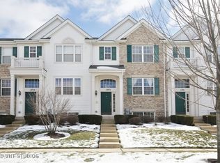 1293 Derry Ln, Hampshire, IL 60140