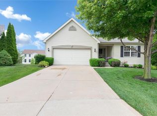 23 Lambeth Ln, Dardenne Prairie, MO 63368