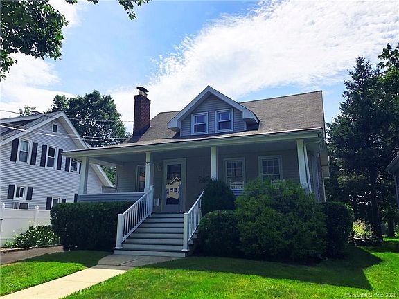 2nd image of 30 Rachelle Ave