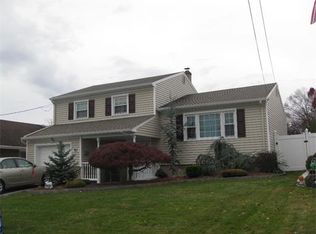 727 Barron Ave, Woodbridge, NJ