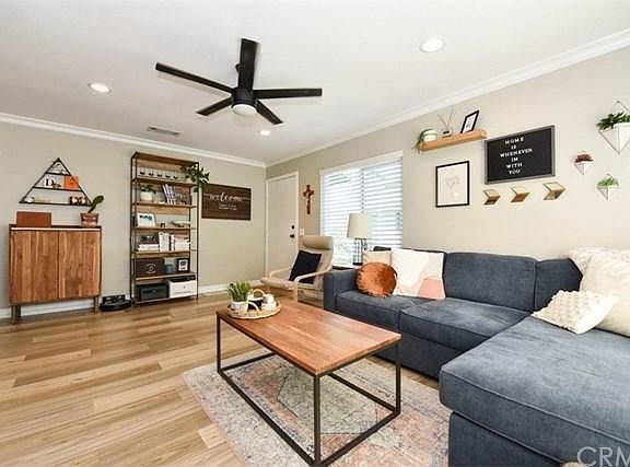 2nd image of 2633 W Northwood #81