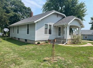 305 E 2nd St, Clifton, KS 66937