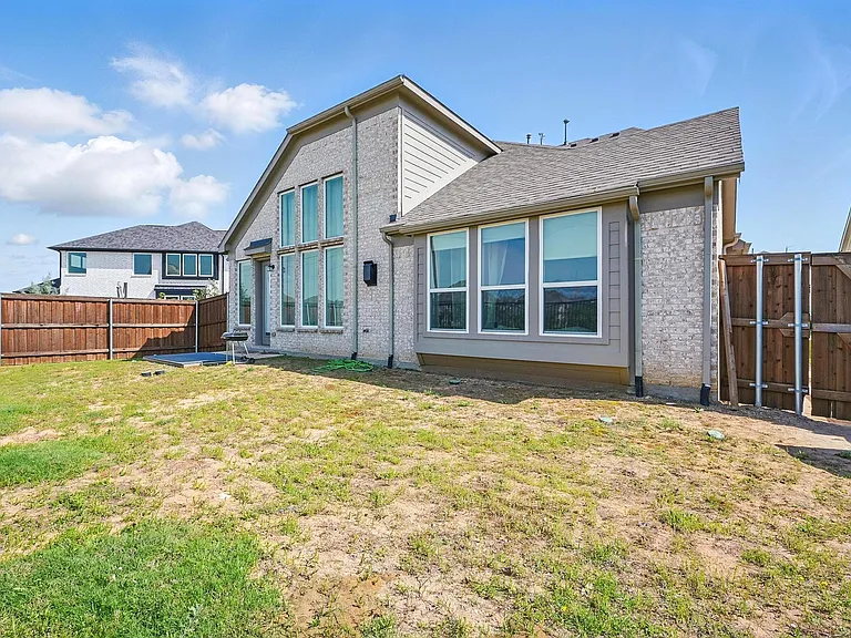 3010 Barefoot Ln — Photo 43
