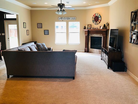 3rd image of 120 Deerwood Dr