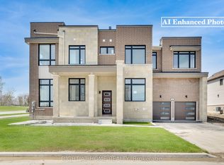 2 Yacht Dr, Clarington, ON L1C4B1