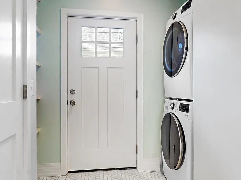 Laundry Room Cabinet