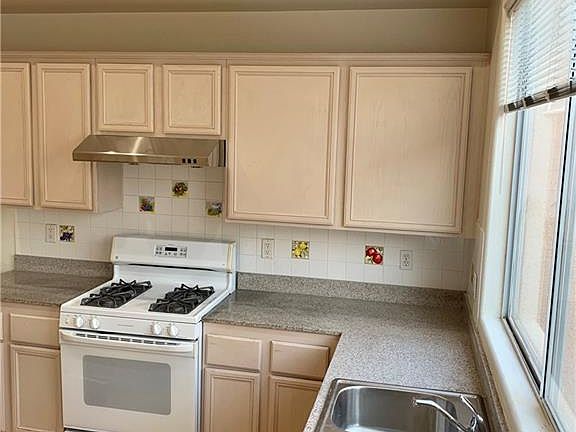 3rd image of 241 Waterton Lakes Ave