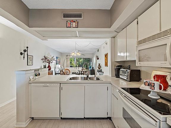 5th image of 6365 Bahia Del Mar Blvd APT 108