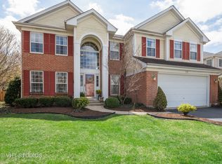 75 Highland Rd, Grayslake, IL 60030