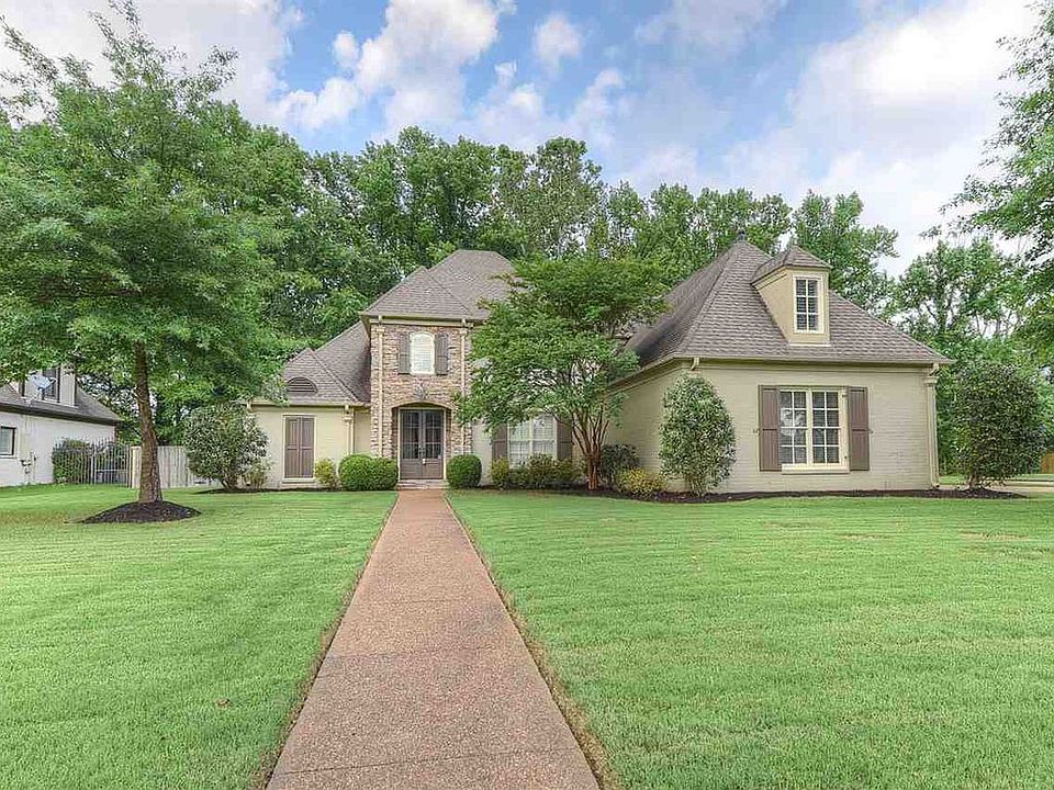 1st image of 4462 Whisperwoods Dr