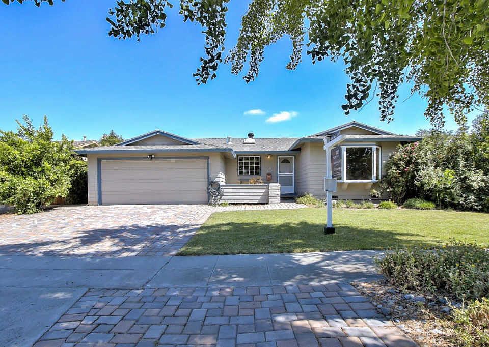 1st image of 633 Kiowa Cir