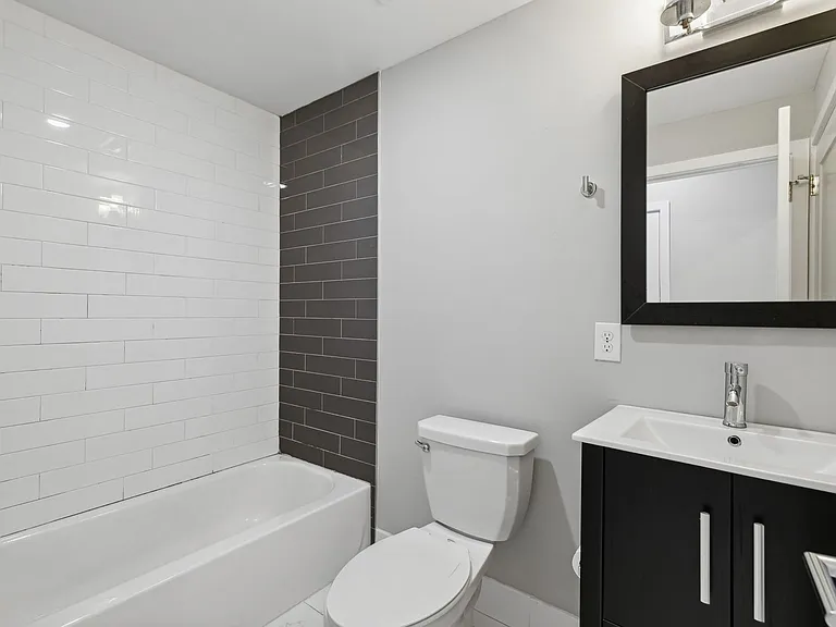 1845 E Huntingdon St — Photo 23