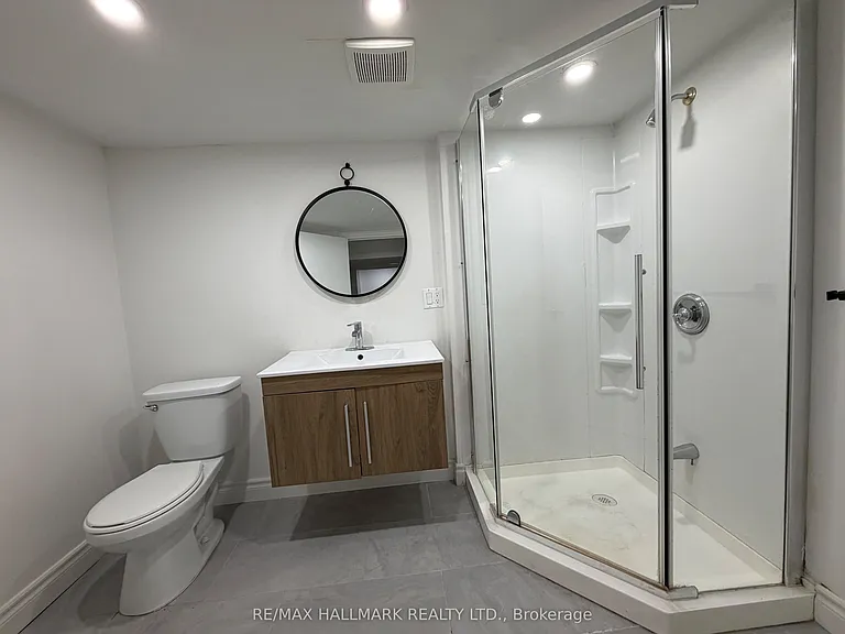 12 Wardencourt Dr #LOWER — Photo 25