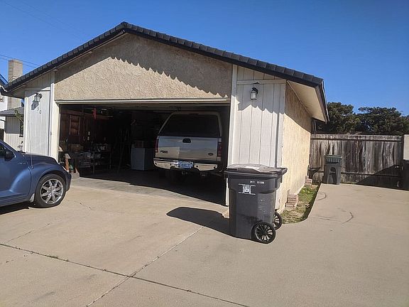 2nd image of 1830 N Lynne Dr
