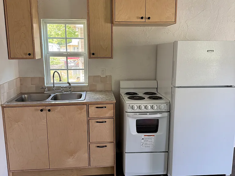 Kitchen area