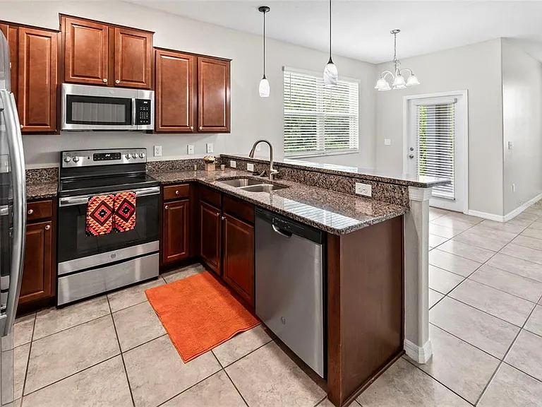 15504 Florence Hollow Pl — Photo 9