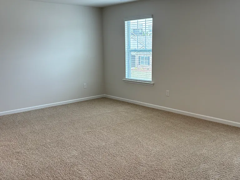 573 Sunfire St — Photo 11