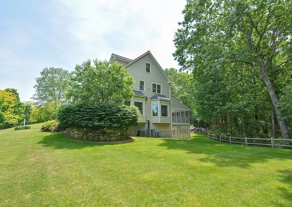 54 Vine Brook Rd, Medfield, MA 02052 Zillow