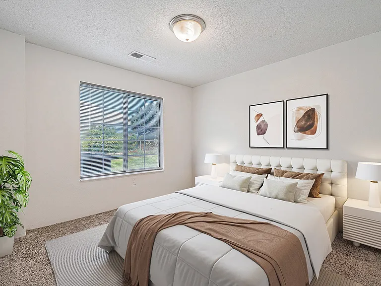 Pine Tree Apartments — Photo 14