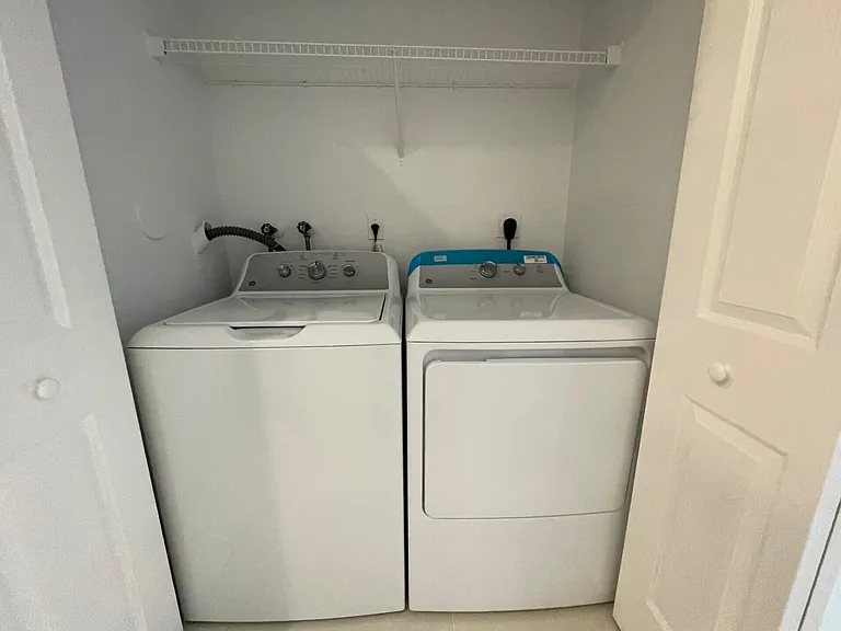 1630 Zenith Way #1630 — Photo 37
