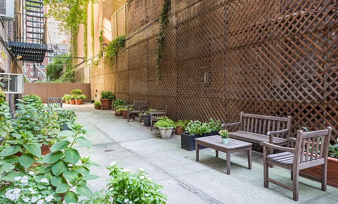 Sold by Brown Harris Stevens | media 21