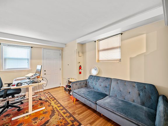 3rd image of 40 Hauxhurst Ave #1