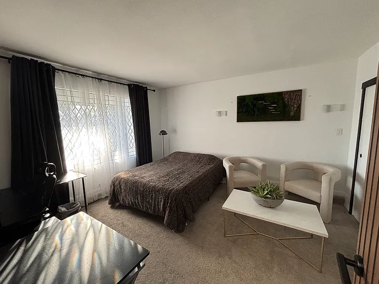 Celeste Ave — Photo 6