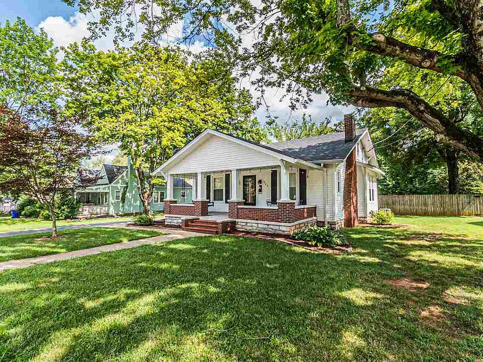924 Nutwood St, Bowling Green, KY 42103 Zillow