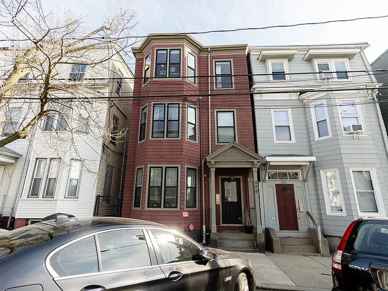 498 Sumner St #3 — Photo 22