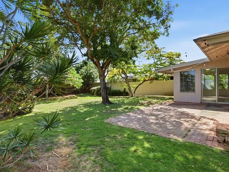 1032 Kainui Dr — Photo 14